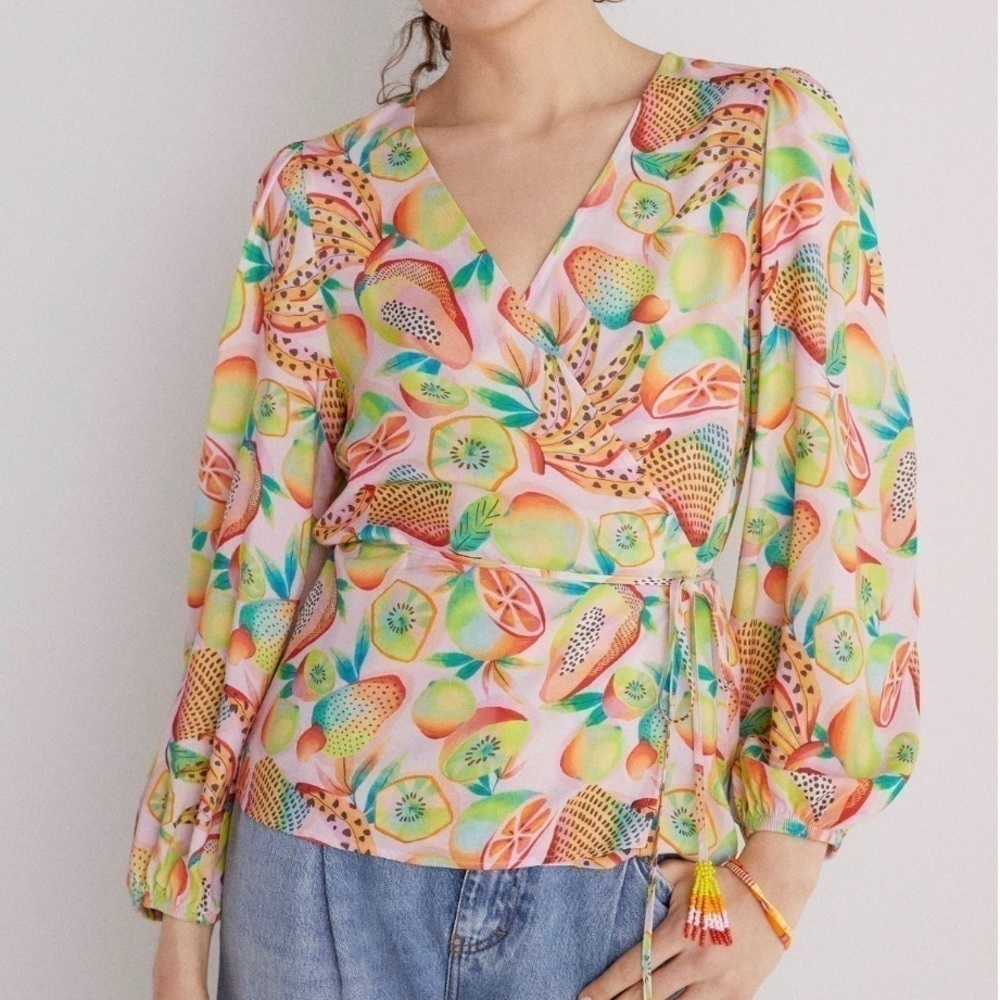 Farm Rio Anthropologie Rainforest Wrap Tropical Fruit Print Top Size Medium